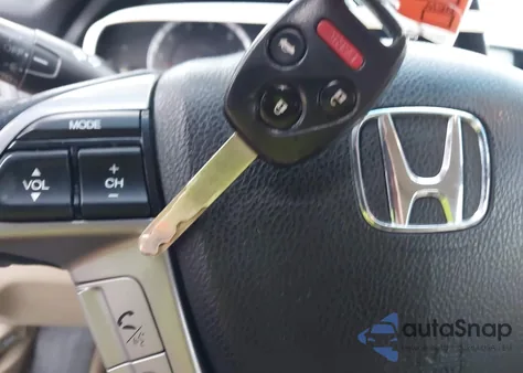 2011 Honda Accord 2.4 Ex-L z USA, uszkodzony, nr VIN 1HGCP2F85BA075647